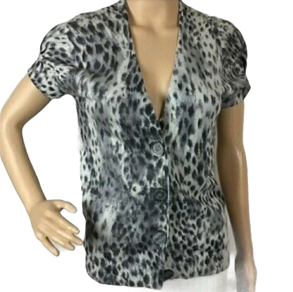 Kenneth Cole | Animal Print Silk Blend Short Sleeve Cardigan Sweater (Medium) - Picture 2 of 8